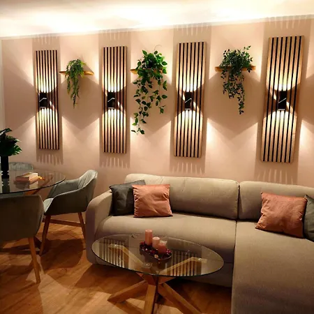 New Luxury Citycenter With Free Parking & Ac 公寓 马里博尔